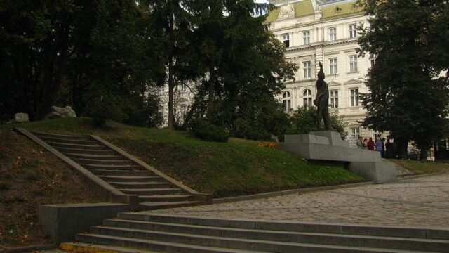 Парк _На валах_. Адр