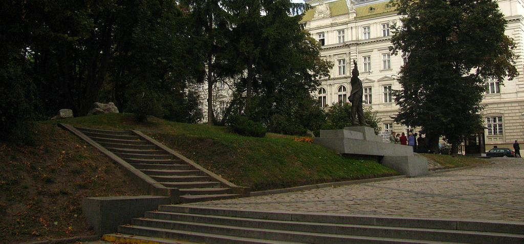 Парк _На валах_. Адр