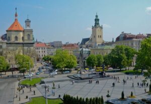 Проспект Свободи — серце міста Лева